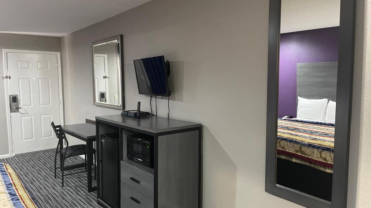Executive Inn And Suites Хьюстон Экстерьер фото