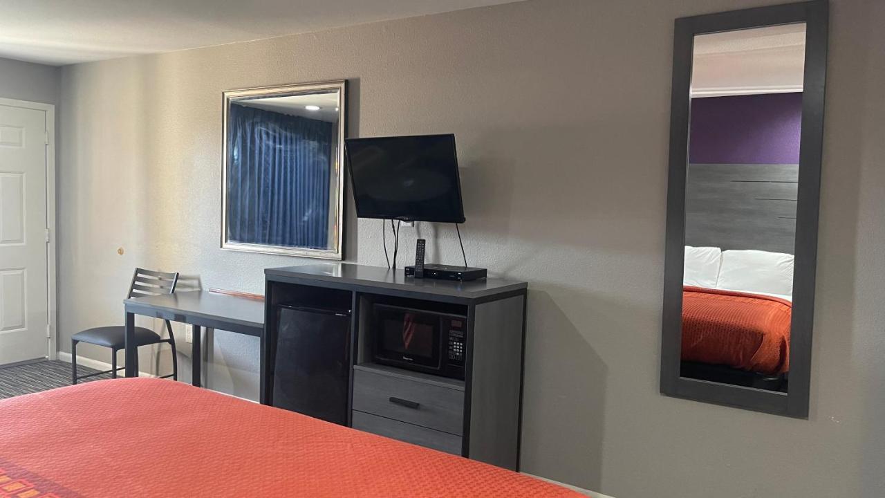 Executive Inn And Suites Хьюстон Экстерьер фото